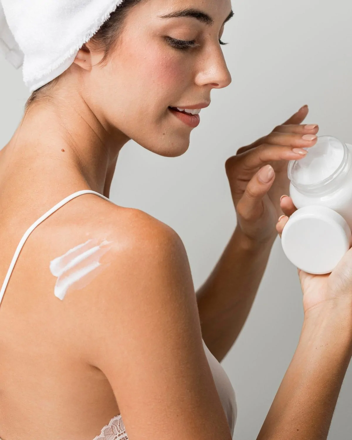 Dưỡng thể ban ngày và ban đêm – khác nhau thế nào và dùng sao cho đúng?